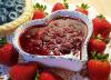 طرز تهیه کمپوت توت فرنگی به 2 روش